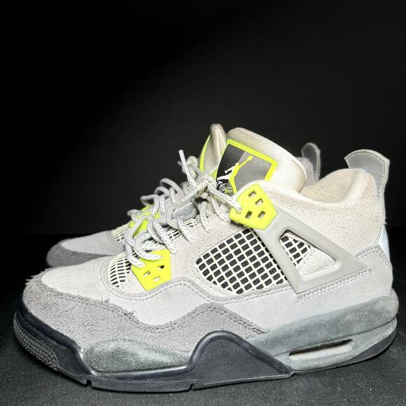 Size 5 - Nike Air Jordan 4 Retro SE GS Neon 95 Men's Shoes - Picture 8 of 8